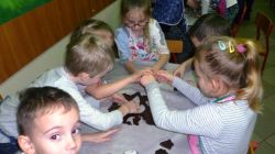 ...a tutaj "Sówki" ciężko pracują